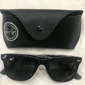NEW Classic Ray-Ban Wayfarer Sunglasses